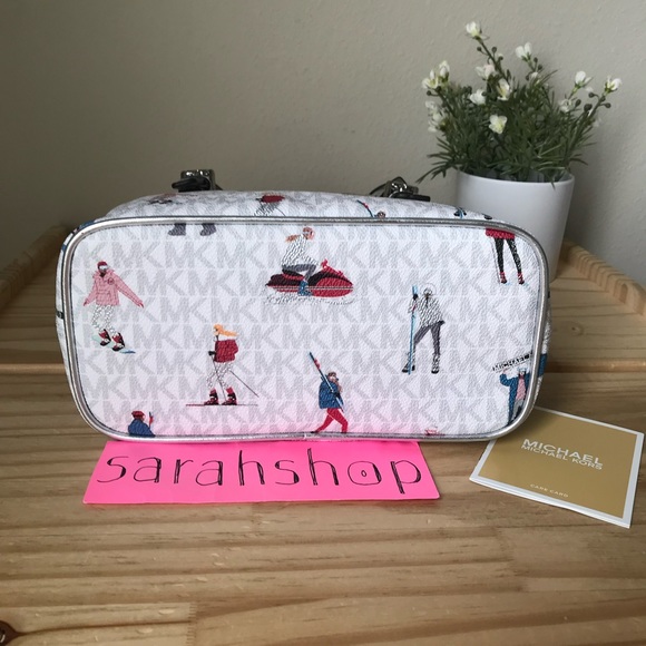 🌼Michael Kors Purse - Picture 5 of 13